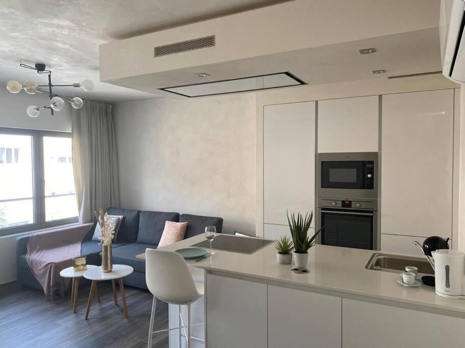 Lovely One Bedroom Apartment In City Center With Parking, Near Public Transport Lussemburgo Esterno foto