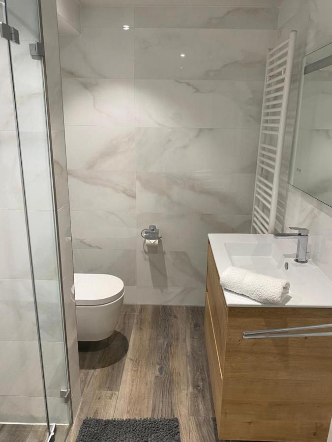 Lovely One Bedroom Apartment In City Center With Parking, Near Public Transport Lussemburgo Esterno foto